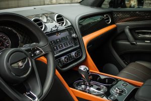 BENTLEY-BENTEYGA-6