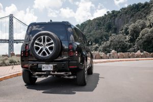 Land-rover-defender-8