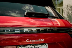 PORSCHE-CAYENNE-2